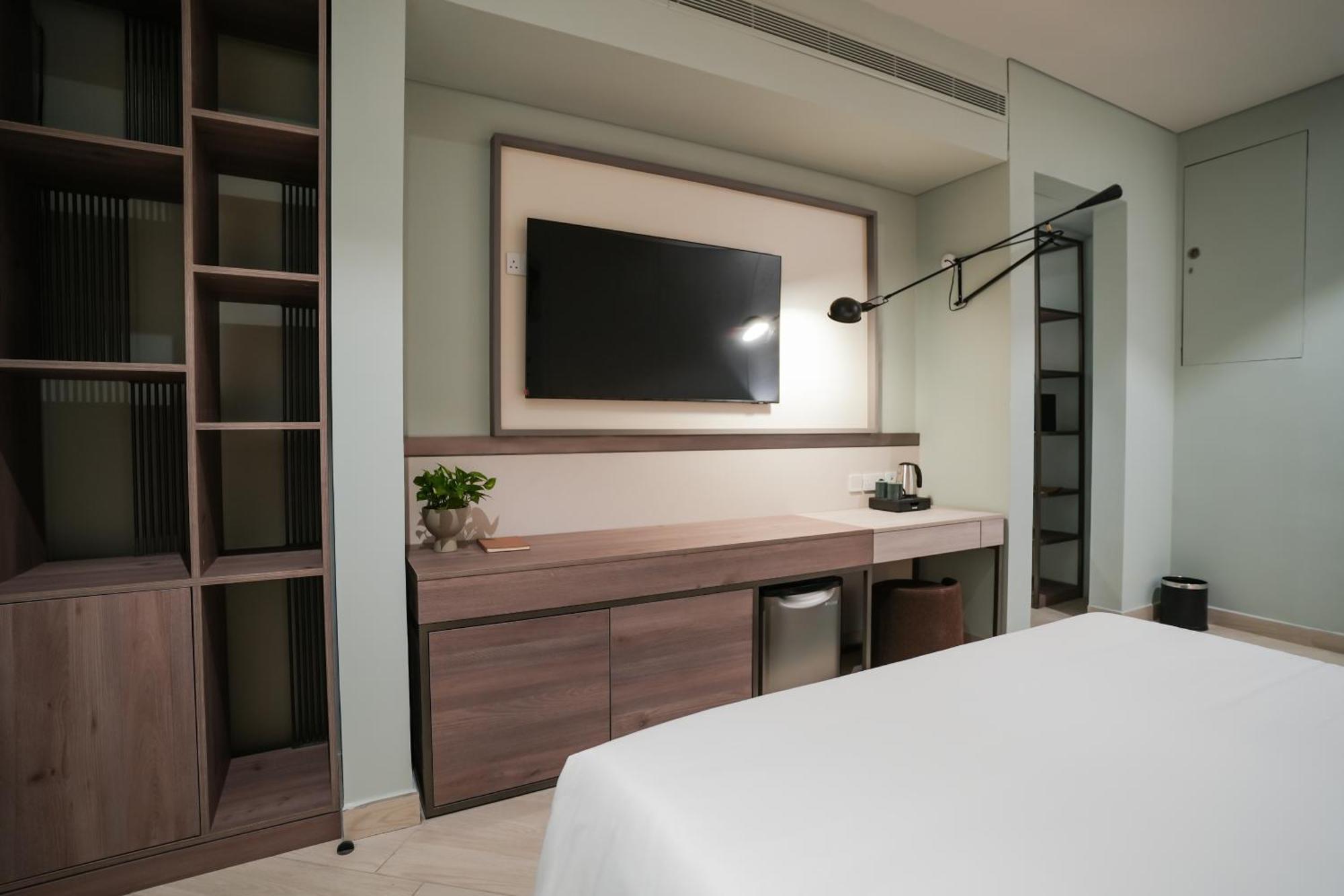 Hostel Sesaya Poshtel & Bistro - Colombo's Newest And Finest Poshtel Dorms And