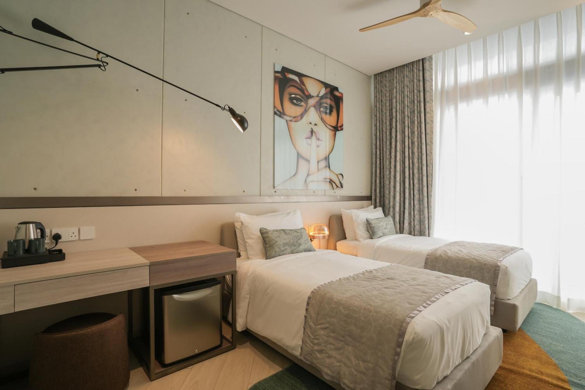 Hostel Sesaya Poshtel & Bistro - Colombo's Newest And Finest Poshtel Dorms And Colombo